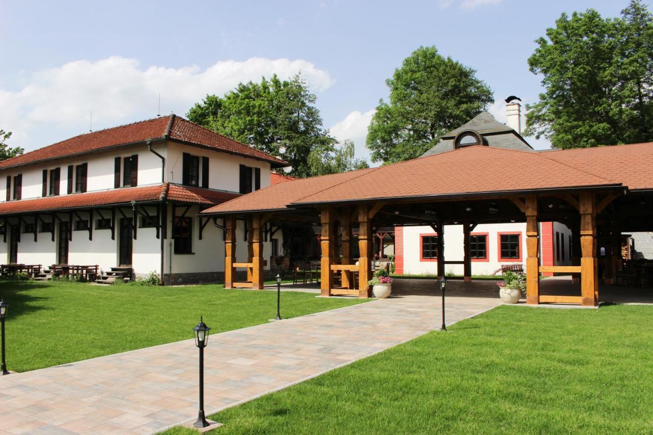 Resort Mlyn Cernovice Cernovice (Vysocina) Exterior foto